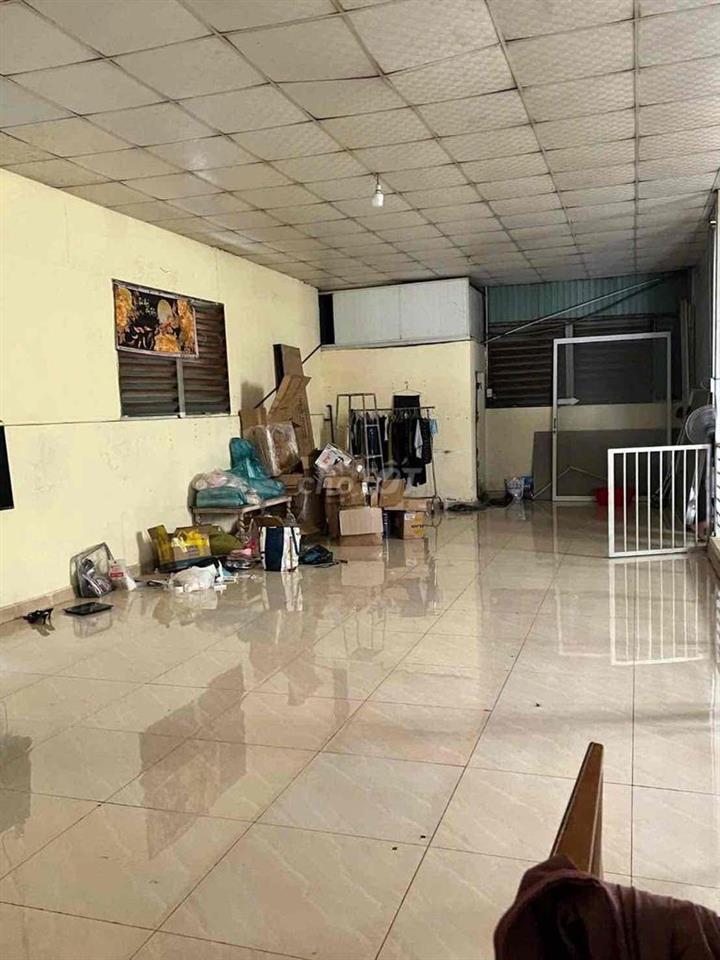 Cho thuê 200m2 nhà mặt tiền Nguyễn Hữu Cảnh