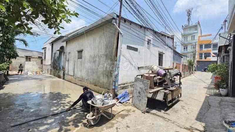Bán đất chỉnh chủ 127m2, ngay KTX B Làng ĐHQG, Giá tốt