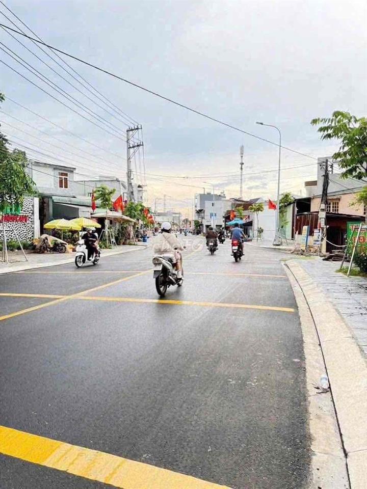 Bán đất chỉnh chủ 127m2, ngay KTX B Làng ĐHQG, Giá tốt