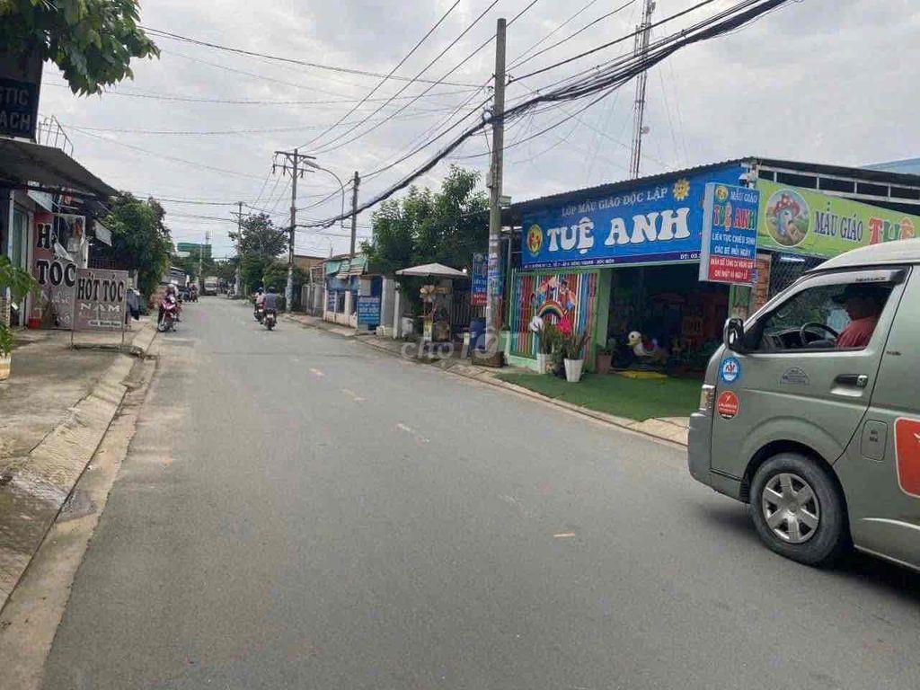 Bán gấp để trả nợ ngân hàng