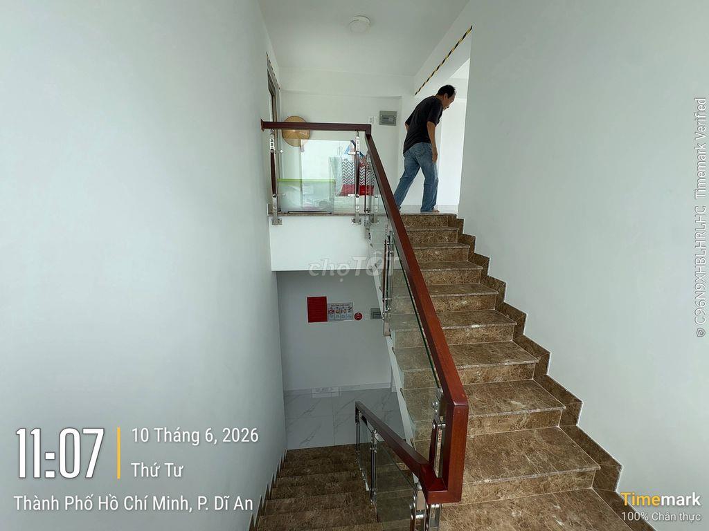 CHO THUÊ TÒA NHÀ VĂN PHÒNG 1 TRỆT - 2 TẦNG CÓ THANG MÁY TẠI DĨ AN