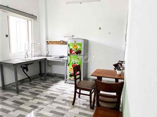 PHÒNG FULL NỘI THẤT – GẦN LÀNG ĐẠI HỌC DT743A, Khu PHÚ HỒNG THỊNH 9