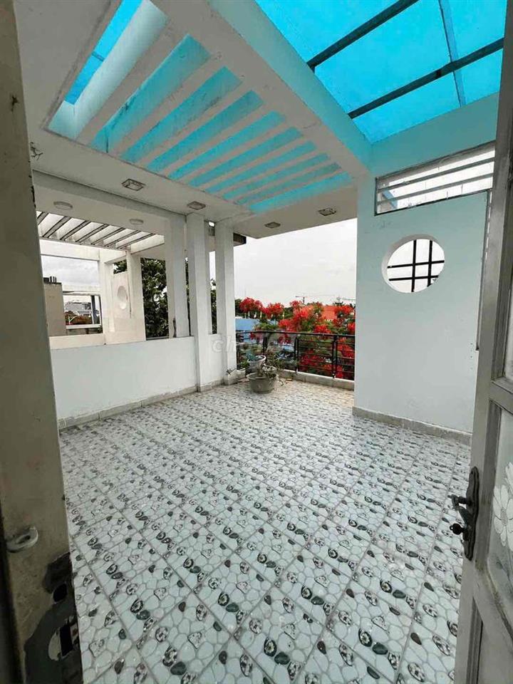 Phòng Ban Công Làng Đại học – Khu dân cư an ninh
