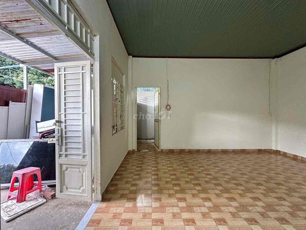 Phòng trọ khu vực Dĩ An- Làng Đại Học chỉ 3tr5 ( có 5 phòng )