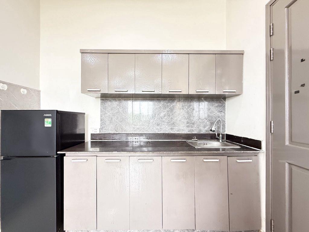 Căn Hộ Dịch Vụ Sân Vườn 1000m2