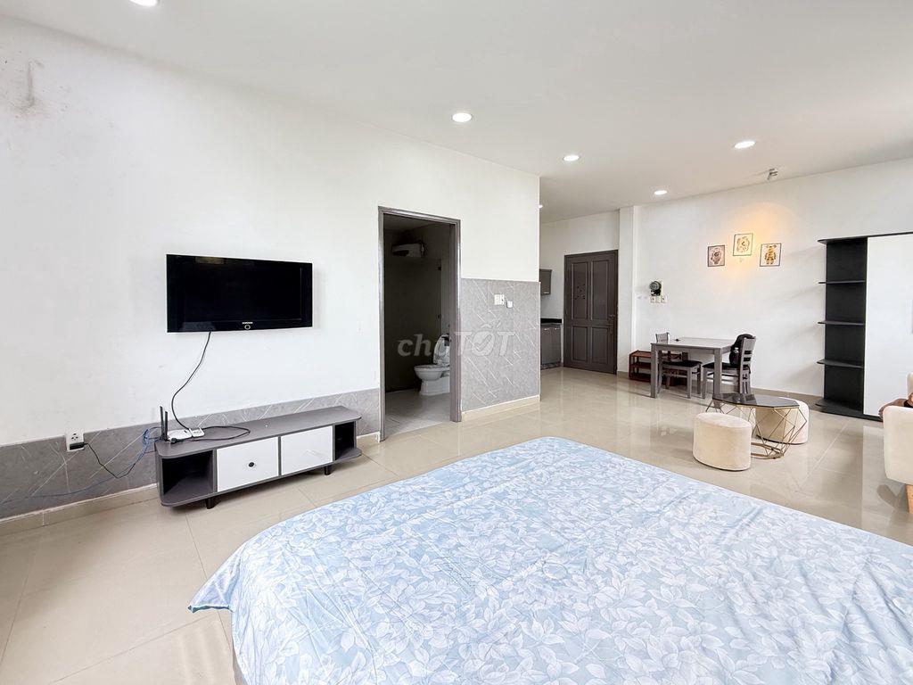 Căn Hộ Dịch Vụ Sân Vườn 1000m2