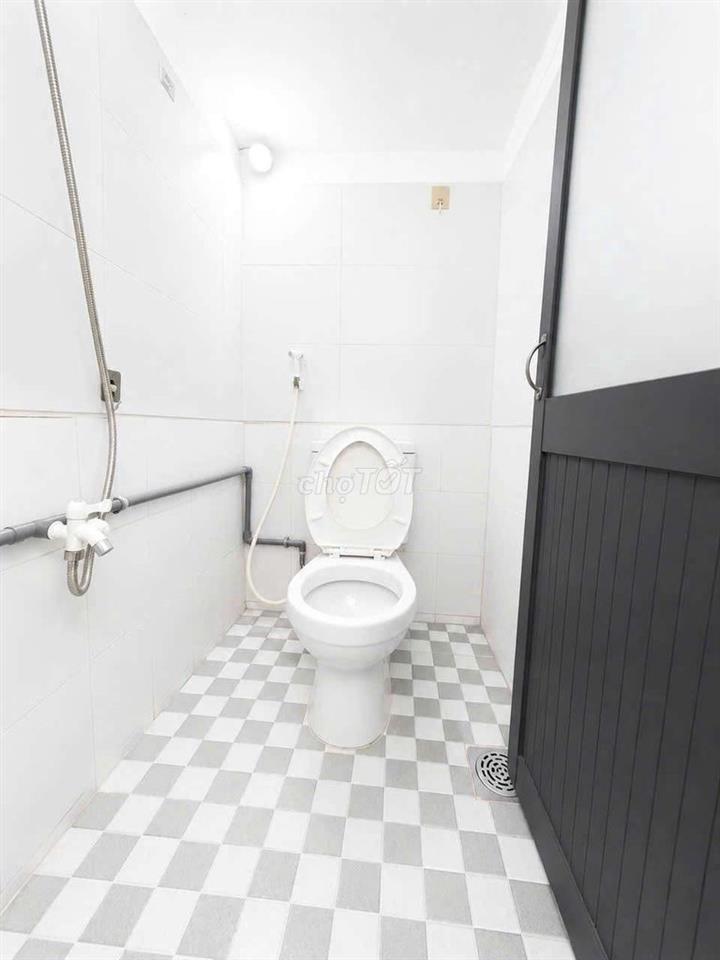 phòng trọ gần visip1, gần KCN đồng an, giá 1tr8(thêm máy lạnh 2tr2)