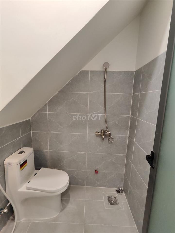 Nhà 1 trệt 1 lầu 45m2 ở Hiệp Thành