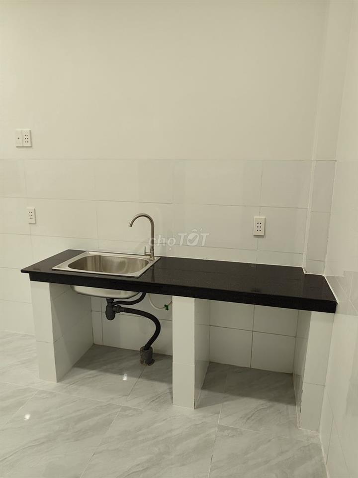 Nhà 1 trệt 1 lầu 45m2 ở Hiệp Thành
