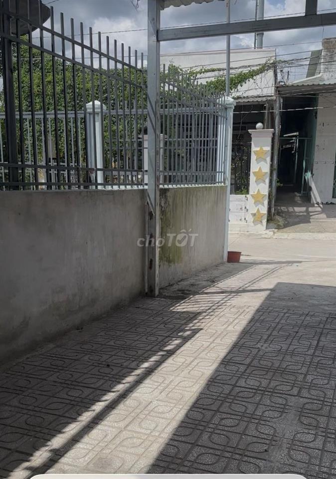 CHO THUÊ  NHÀ MẶT TIỀN HẺM
