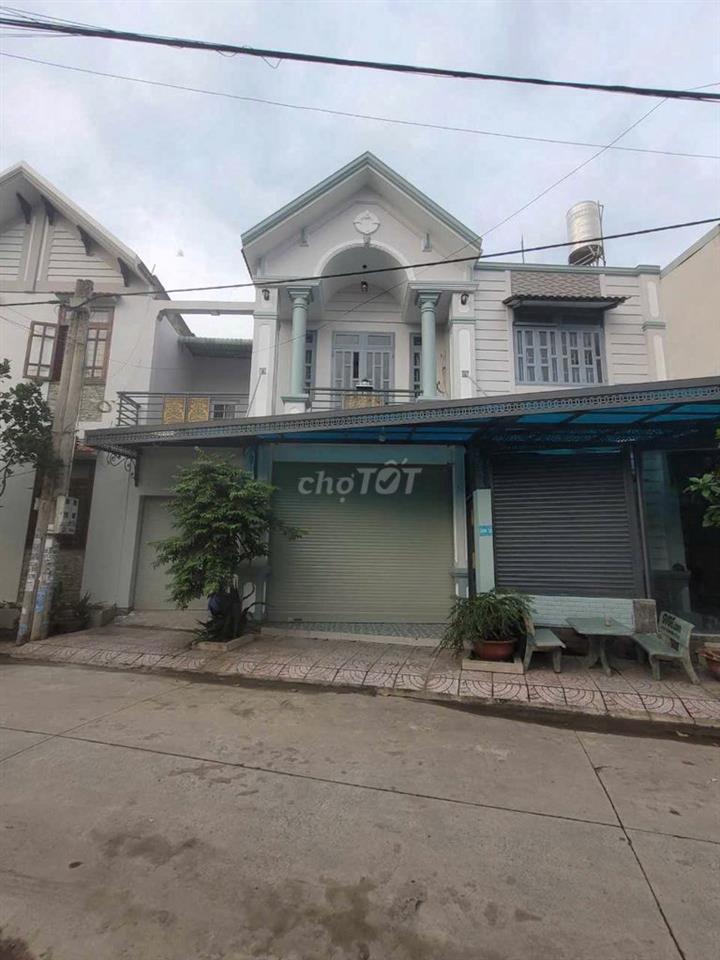 Phòng cho thuê trong nhà nguyên căn gần KTX khu B