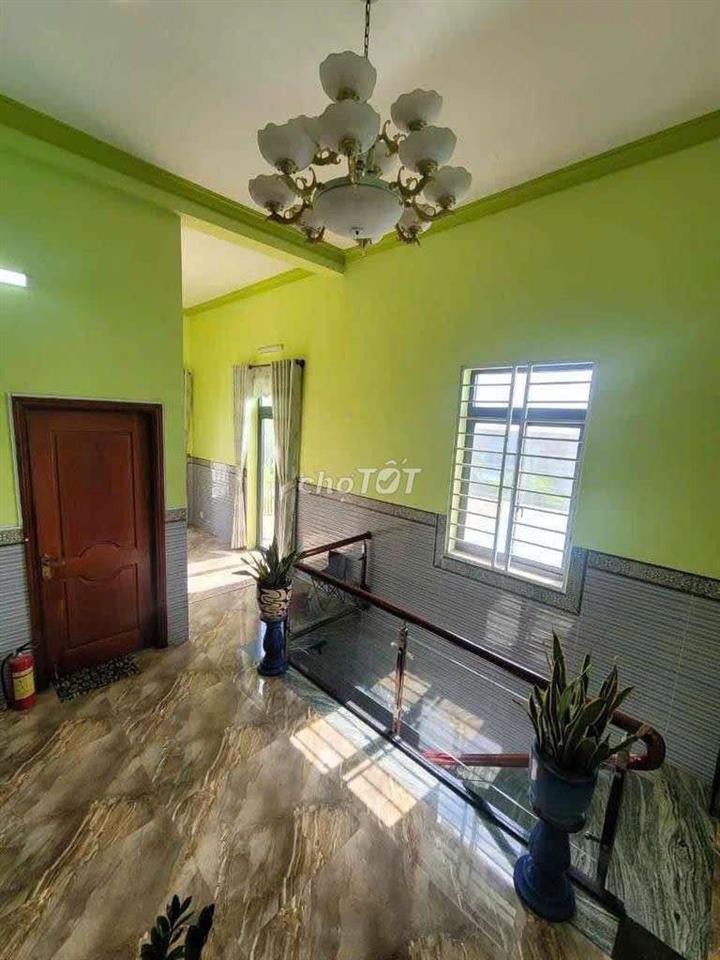 PHÒNG TRỌ KÍ TÚC XÁ  1tr3/tháng SÁT VÁCH ĐH BÌNH DƯƠNG