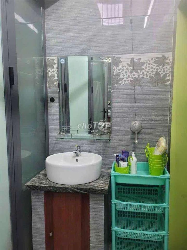 PHÒNG TRỌ KÍ TÚC XÁ  1tr3/tháng SÁT VÁCH ĐH BÌNH DƯƠNG