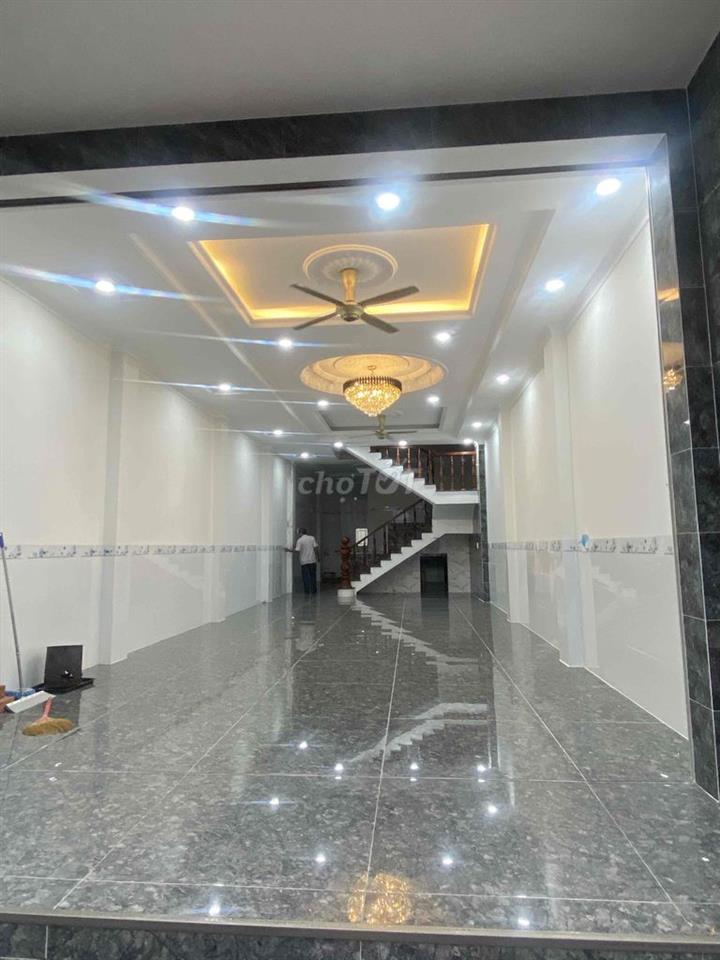 Nhà Mặt Tiền Kinh Doanh Mới Tinh