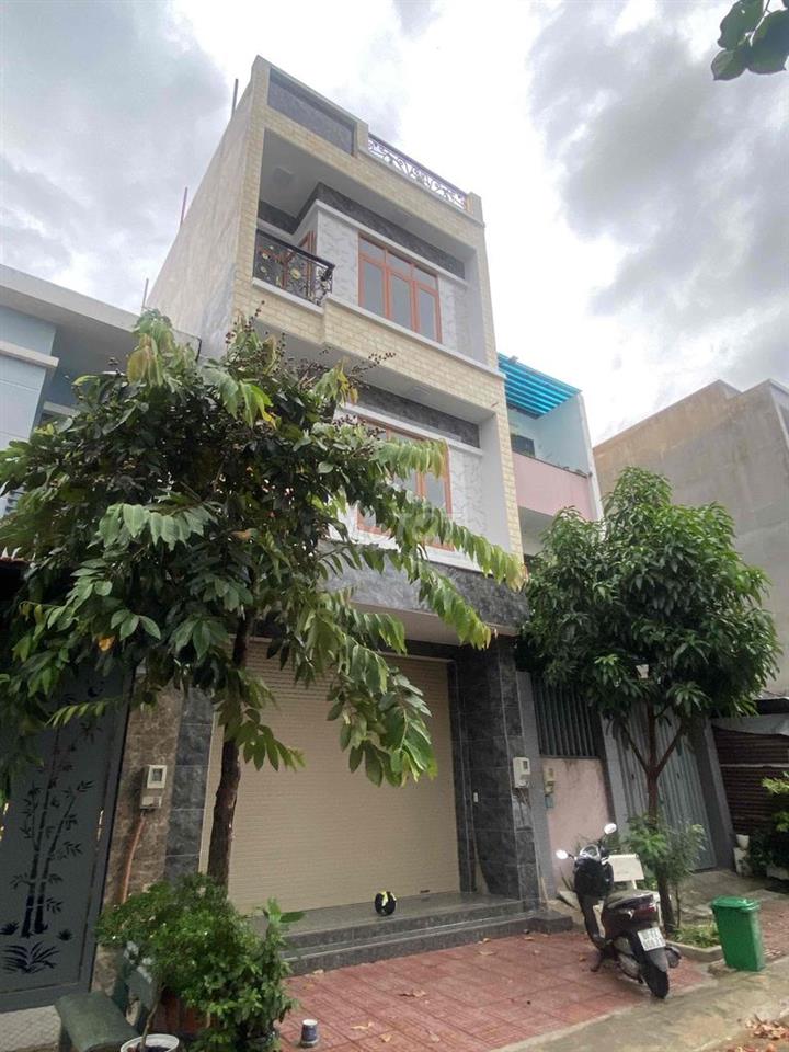 Nhà Mặt Tiền Kinh Doanh Mới Tinh