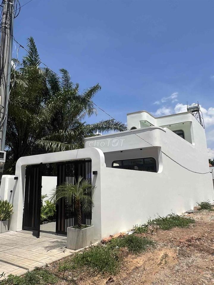 bán nhà 1 tret , 1 lầu , xuân loc , đồng nai