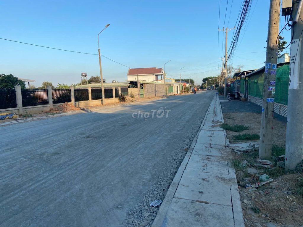 Hương lộ 15 Phường Tân Triều, full thổ cư