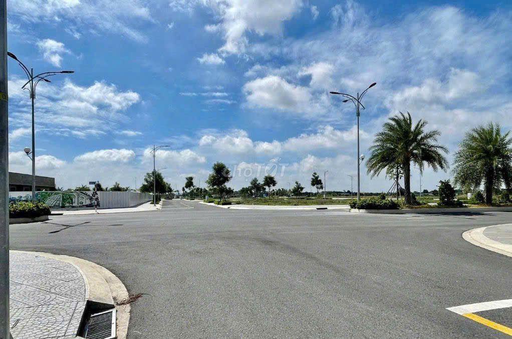 Bán đất Sân Bay Long Thành 2km - giá chỉ 10trr/m2 - Sổ Hồng Riêng