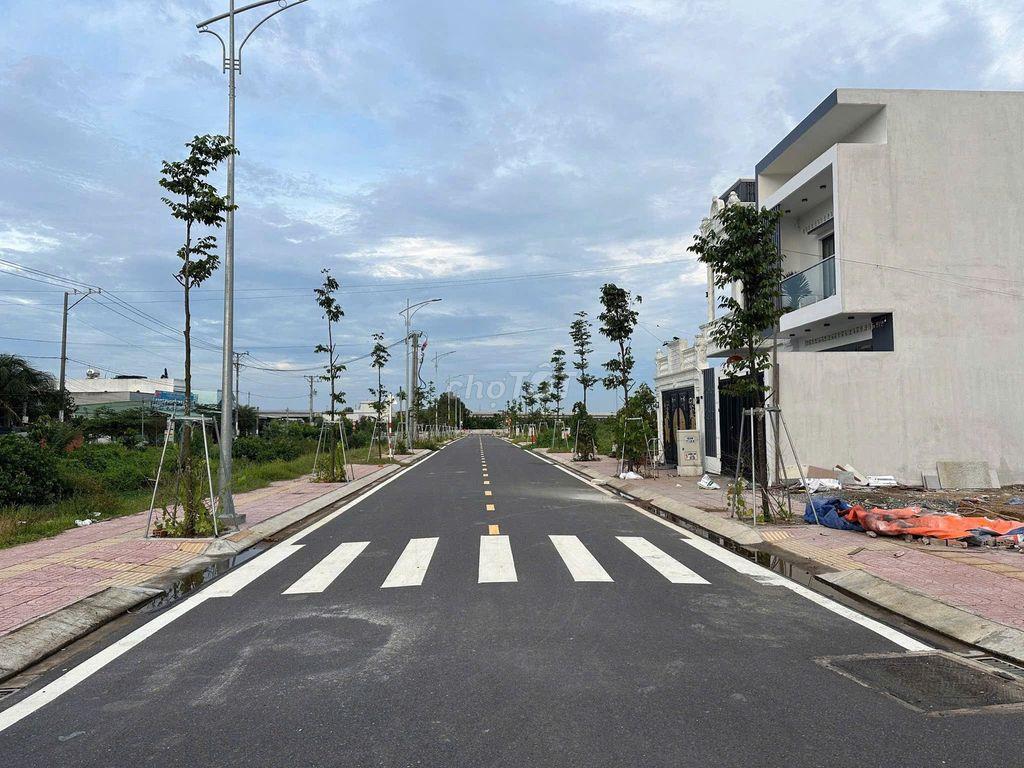 Bán đất 100m Full thổ Vinhomes Cần Giờ - Giá 22triệu/m2 - Sổ Riêng 