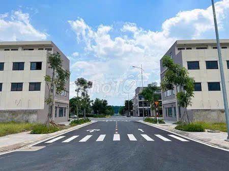Bán đất 100m Full thổ Vinhomes Cần Giờ - Giá 22triệu/m2 - Sổ Riêng 