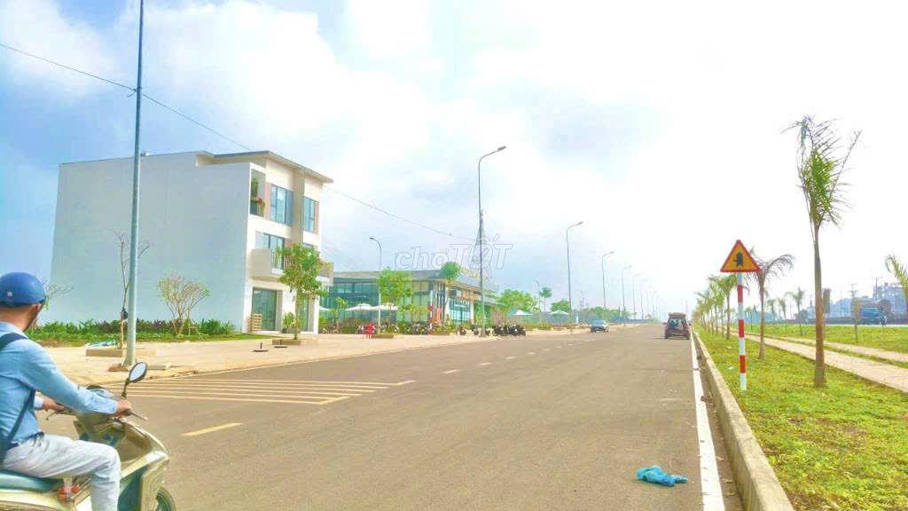 Bán đất 100m Full thổ Vinhomes Cần Giờ - Giá 22triệu/m2 - Sổ Riêng 
