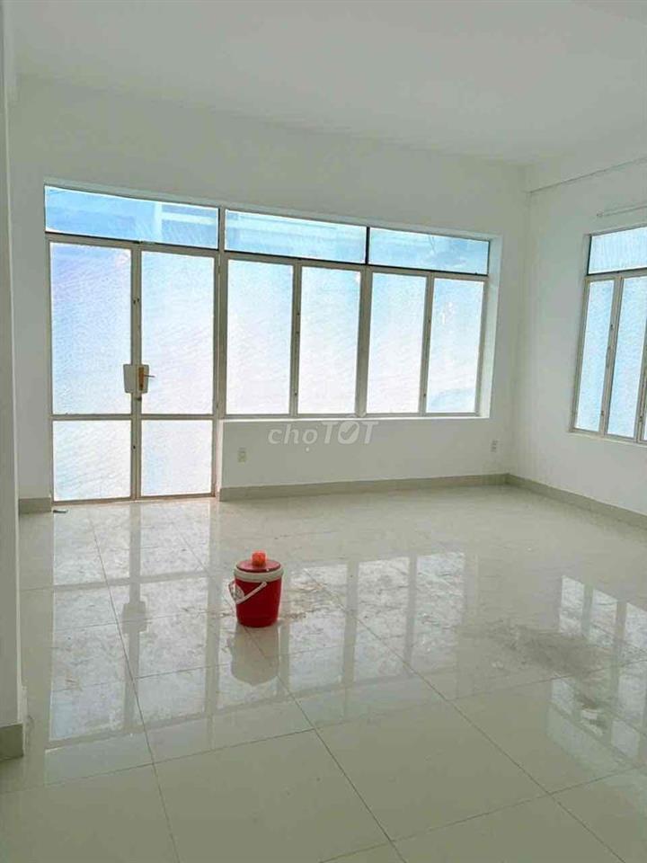 Bán Căn Nhà Mặt Tiền Quang Trung Lộc Thọ Nha Trang Ngang 5,2m Sổ Riêng
