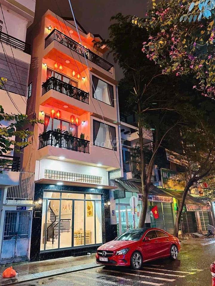 Bán Nhà 4 Tầng Đường Bà Triệu Phương Sài Nha Trang Hướng Tây