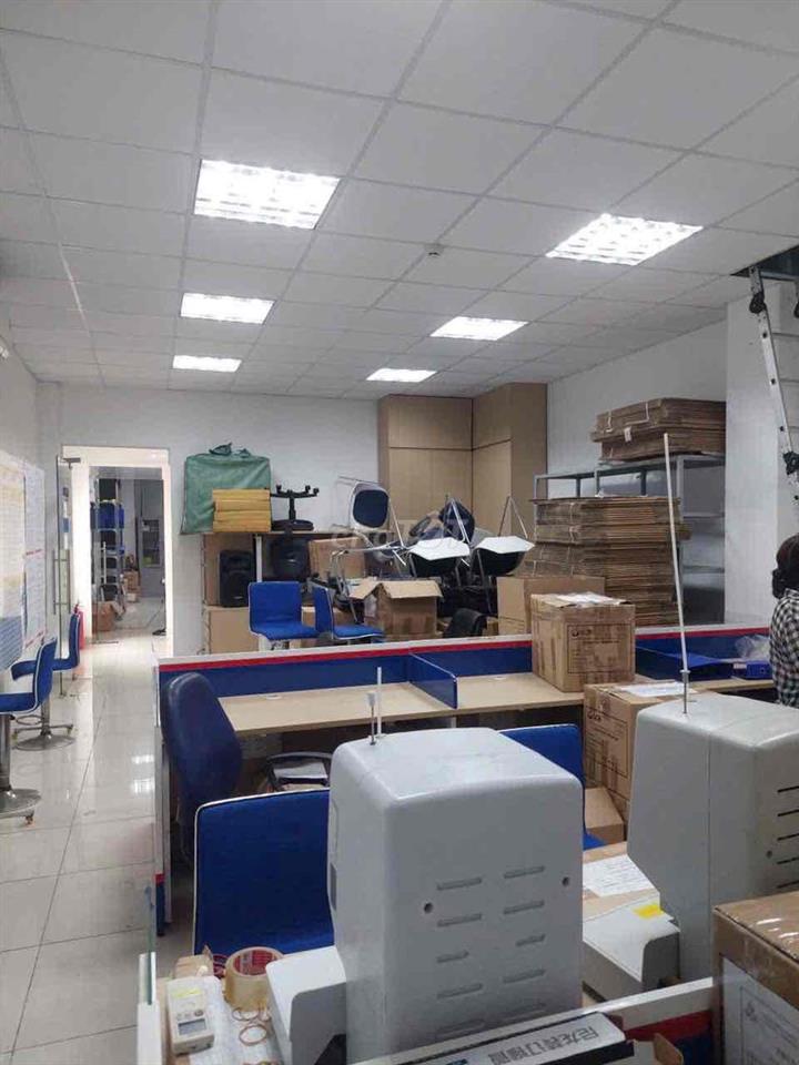Cho Thuê Nhà Mặt Tiền Lê Thánh Tôn Lộc Thọ Nha Trang Ngang 5m