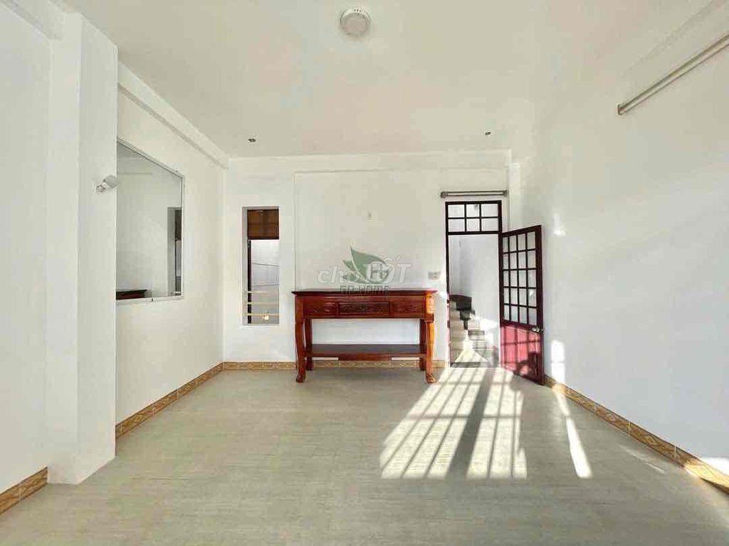 Cho Thuê Nhà Mặt Tiền Lê Đại Hành Tân Lập Nha Trang