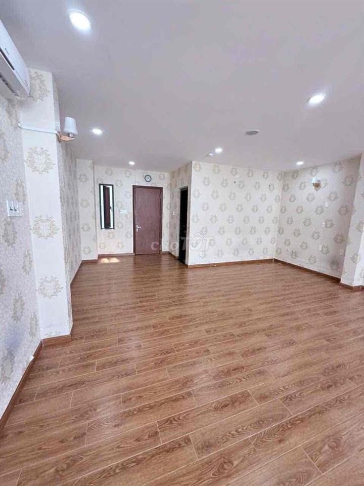 Nhà Mặt Tiền Thích Quảng Đức Phước Hải Nha Trang Ngang 6m Có Thang May