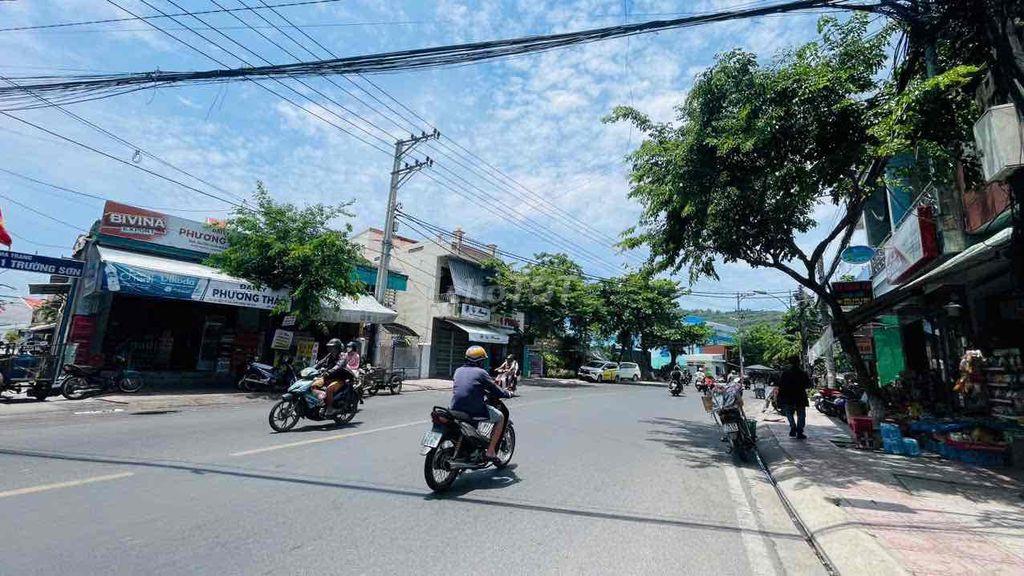 Bán Nhà 2 Mặt Tiền Đường Võ Thi Sáu Phường Vĩnh Trường Nha Trang