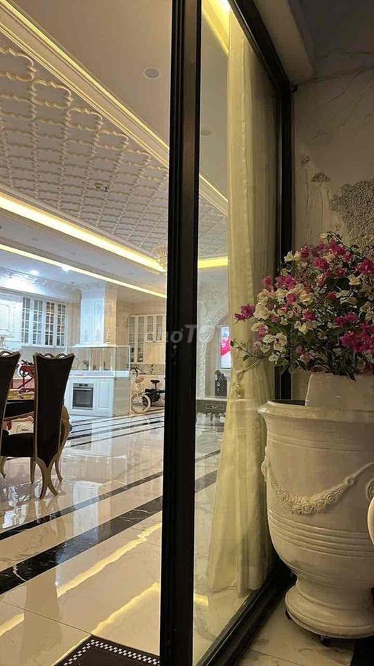 Bán Căn Phenhouse Hud building Nha Trang View Biển Đẹp Sắp Có Sổ