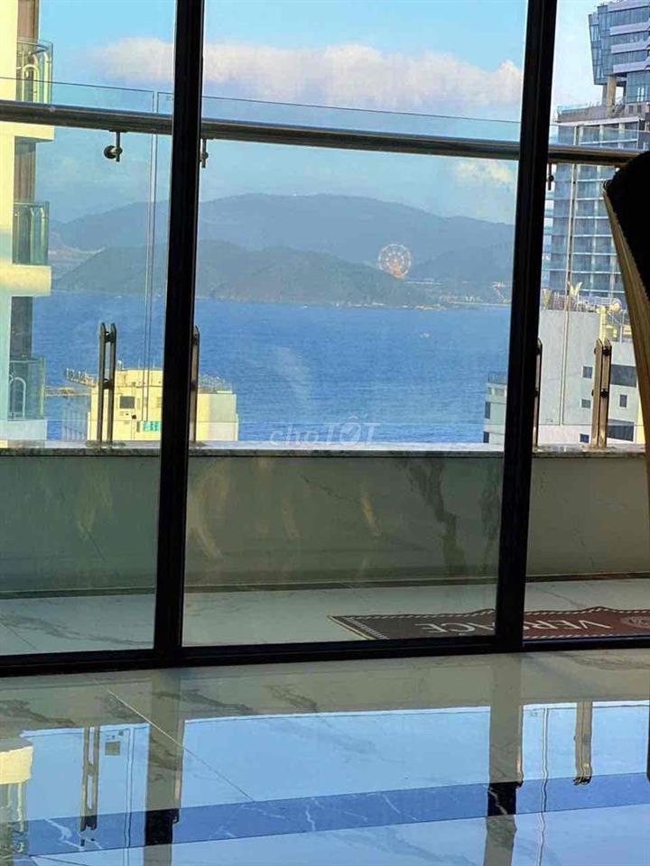 Bán Căn Phenhouse Hud building Nha Trang View Biển Đẹp Sắp Có Sổ