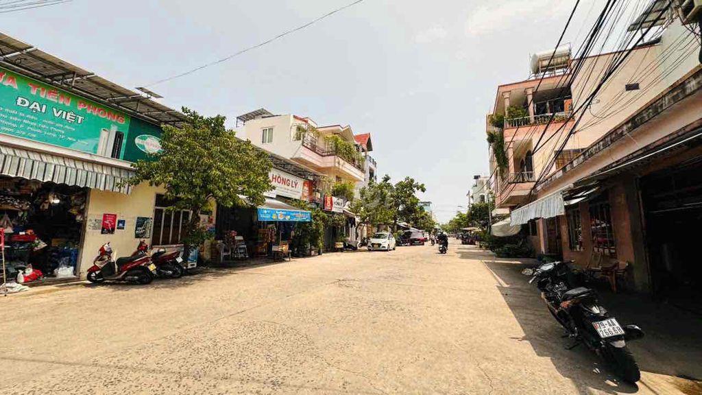 Bán Nhà Cấp 4 Đường Bế Văn Đàn Phước Long Nha Trang Sổ Riêng Gần Chợ