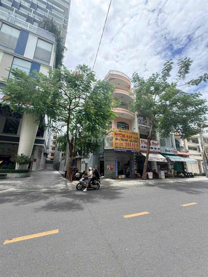 Bán Căn Góc 4 Tầng Trần Hưng Đạo Lộc Thọ Nha Trang Cách Biển 300m