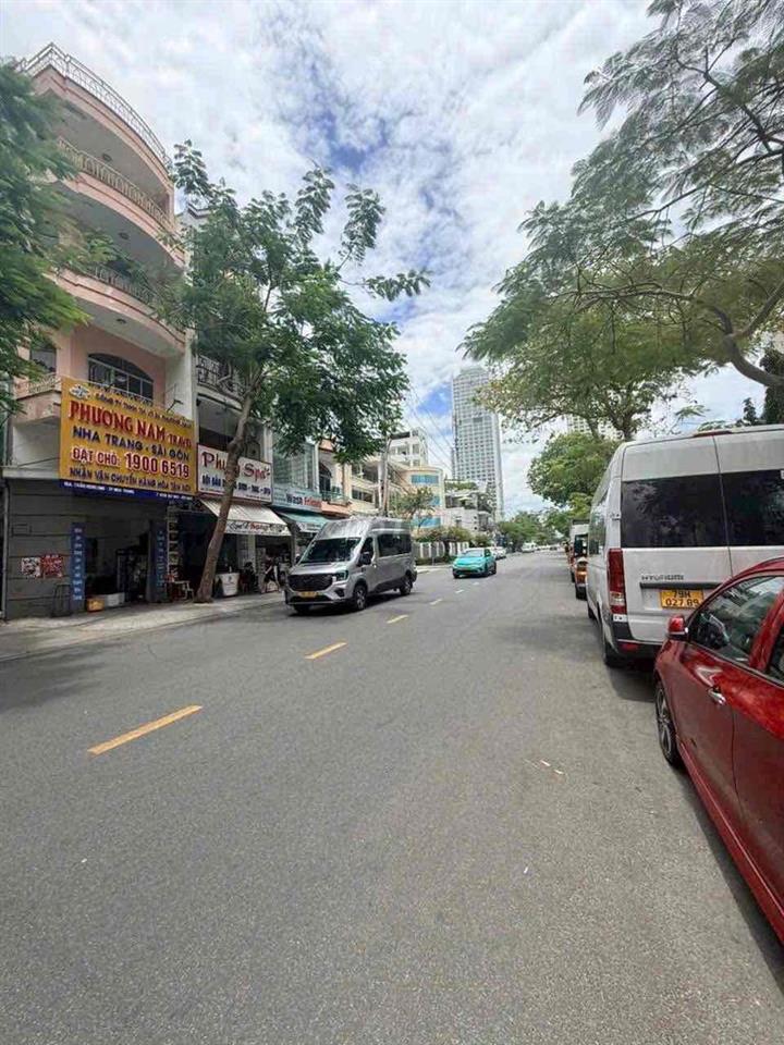 Bán Căn Góc 4 Tầng Trần Hưng Đạo Lộc Thọ Nha Trang Cách Biển 300m
