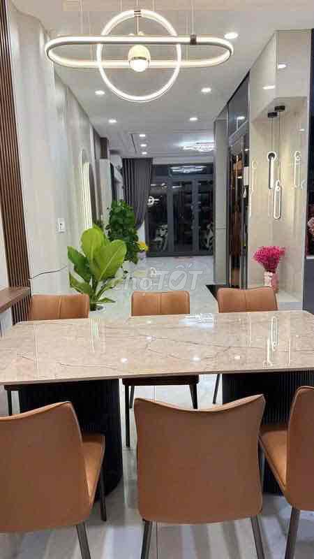 Cho Thuê Nhà KĐT Mỹ Gia Nha Trang Gói 5 Có Thang Máy Full Nội Thất Đep