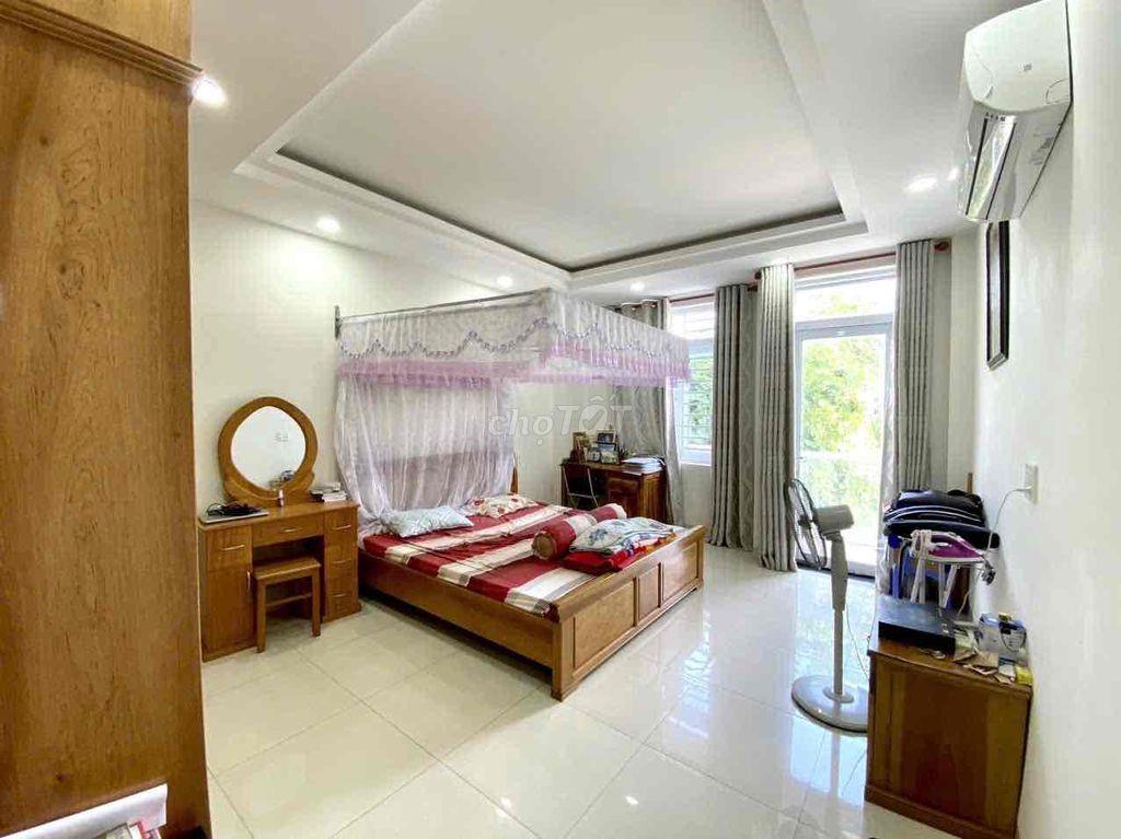 Cho Thuê Nhà Nguyên Căn 4 Ngủ KĐT Hà Quang 2 Phước Hải Nha Trang