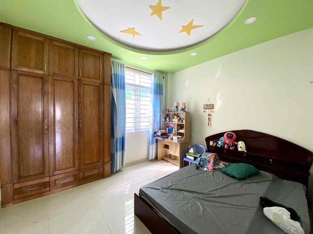 Cho Thuê Nhà Nguyên Căn 4 Ngủ KĐT Hà Quang 2 Phước Hải Nha Trang