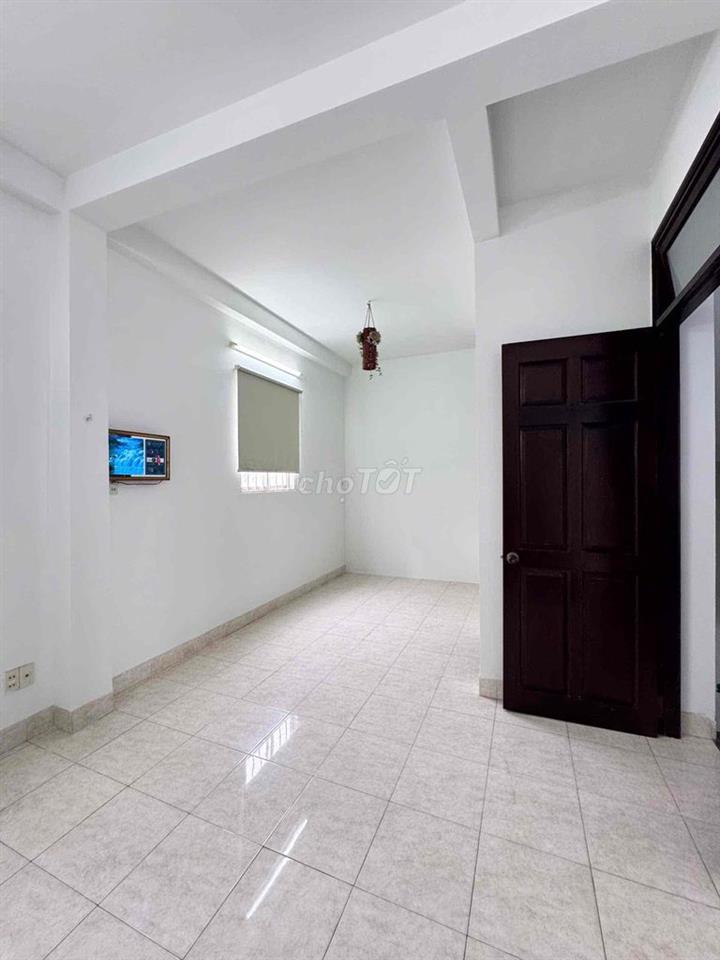 Bán Nhà Ngô Đức Kế Tân Lập Nha Trang Ngang 4m Sổ Hồng Riêng