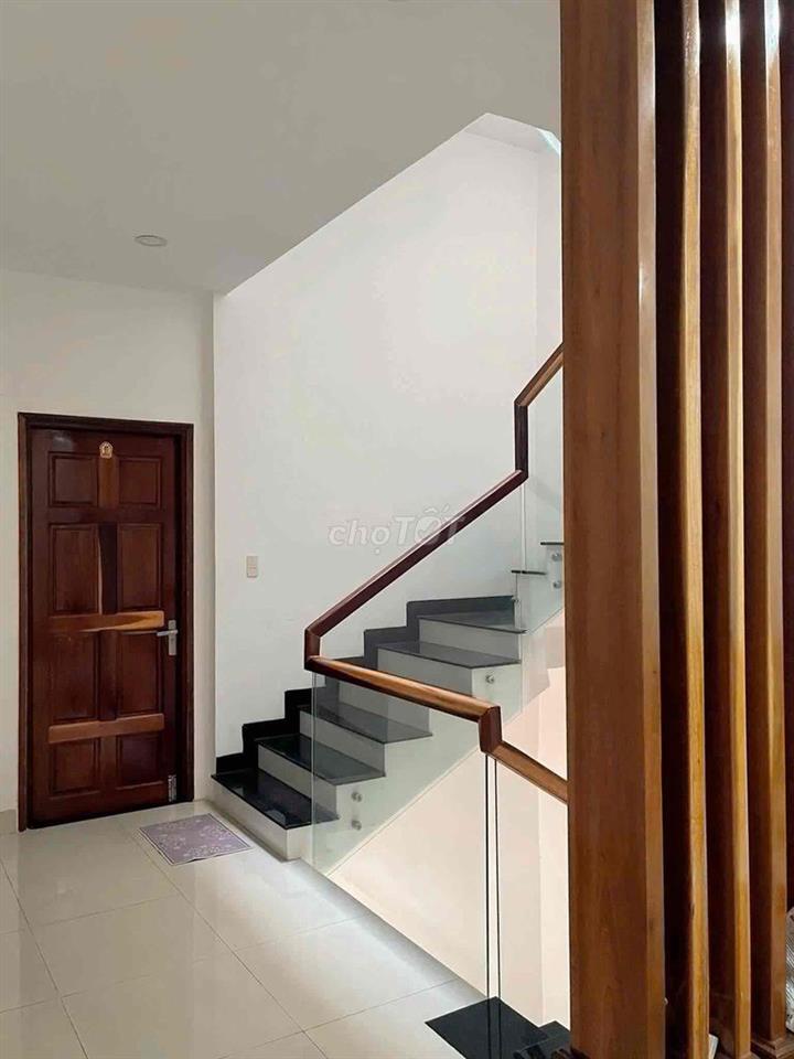 Cho Thuê Nhà Mặt Tiền Thích Quảng Đức &Nguyễn Văn Hưởng Phước Long