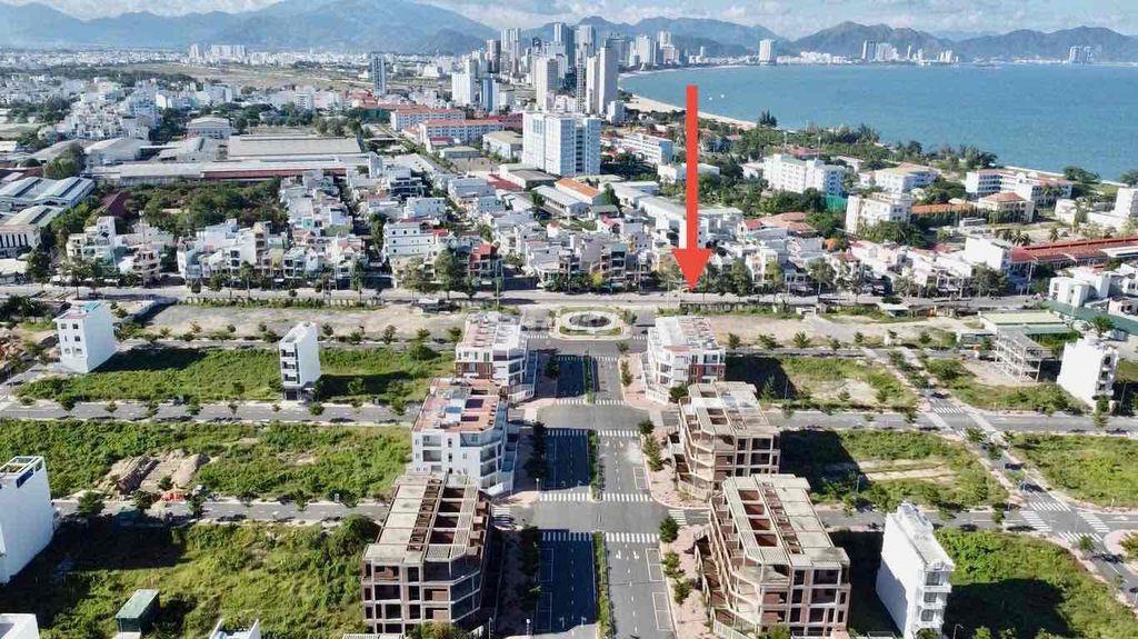 Bán Nhà 2 Mặt Tiền Tô Hiệu Vĩnh Nguyên Nha Trang Hướng Đông Nam