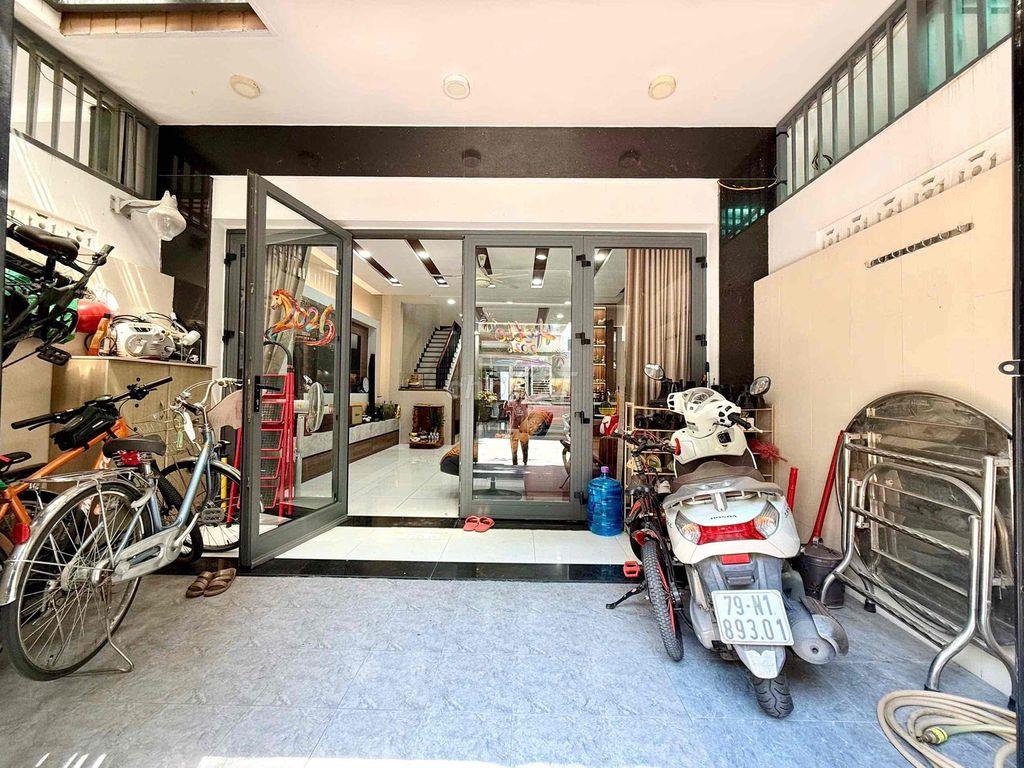 Bán Nhà KĐT Hà Quang 1 Đã Có Sổ Đỏ 4 Ngủ Full Nội Thất Vào Ở Ngay