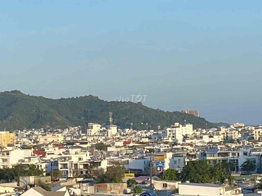 Cho Thuê Căn Hộ Ct2 Phước Long Nha Trang Hướng Đông Nam View Thoáng