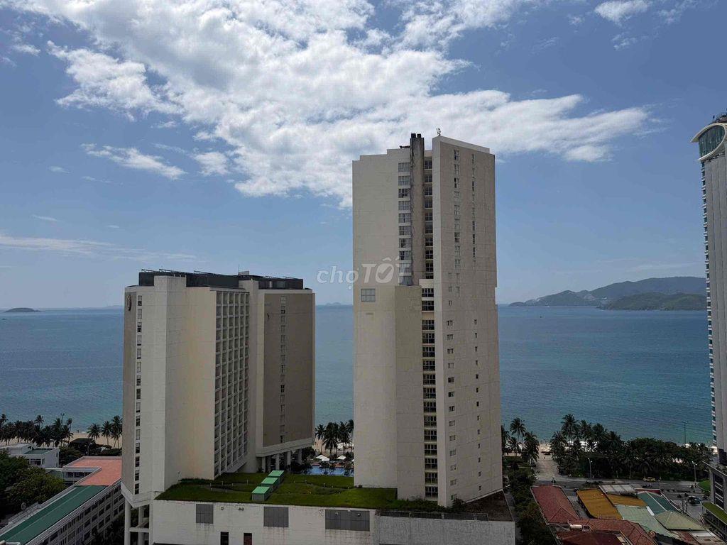 Bán Căn Hộ View Biển Ariyana Nha Trang Vào Ở Ngay Full Nội Thất Đẹp