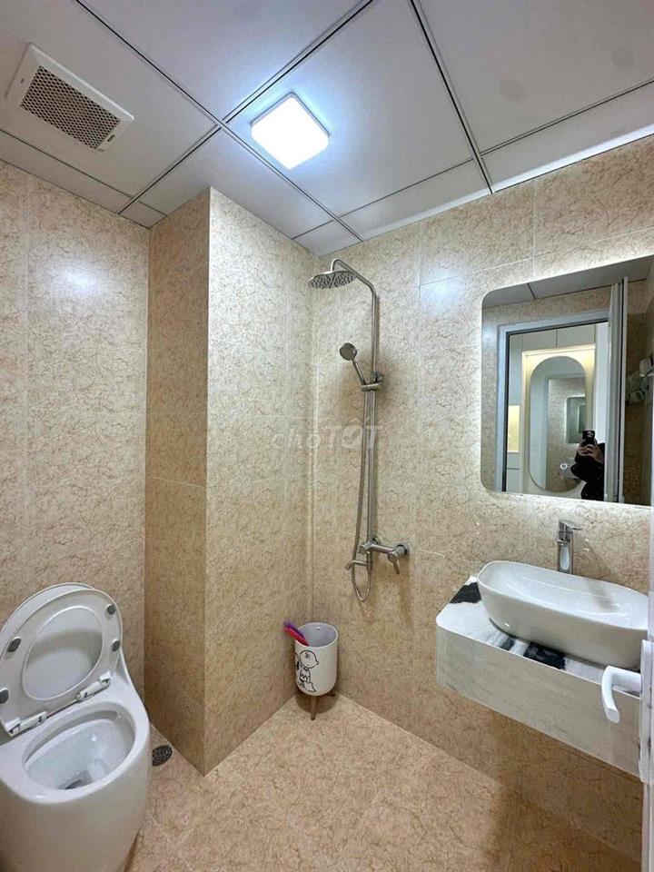 2 Phòng ngủ view trực diện biển Hòn Chồng tầng cao