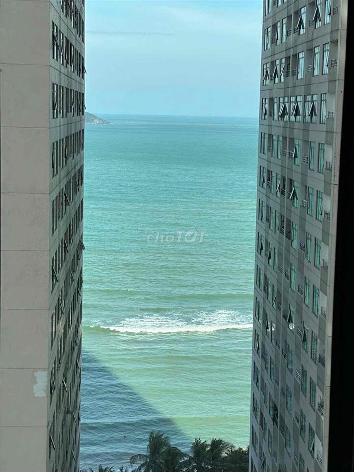 2 Phòng ngủ view trực diện biển Hòn Chồng tầng cao
