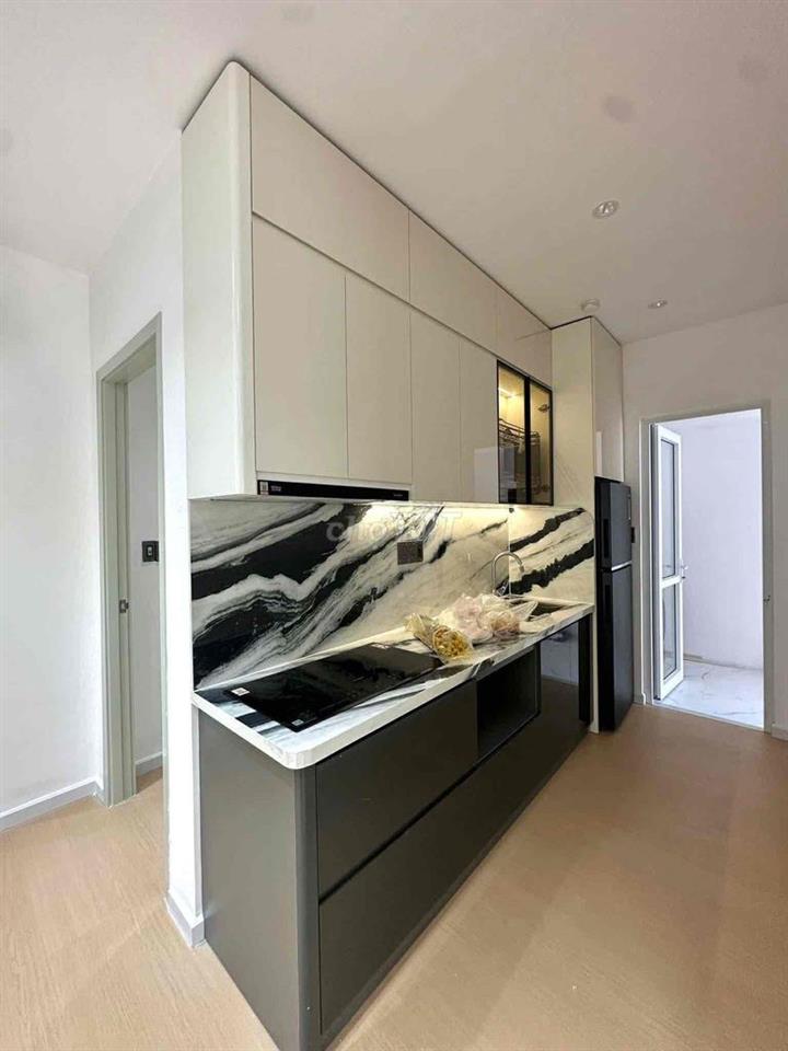 2 Phòng ngủ view trực diện biển Hòn Chồng tầng cao