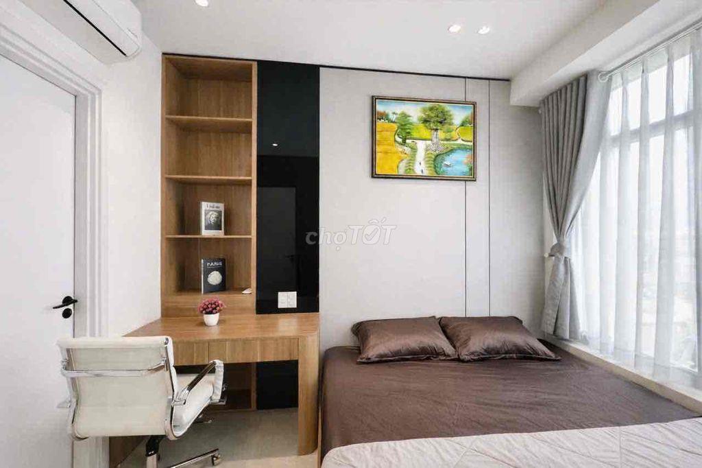 Cho thuê căn hộ 2PN nội thất cao cấp, căn góc