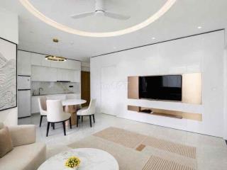 Cho thuê căn hộ 2PN nội thất cao cấp, căn góc